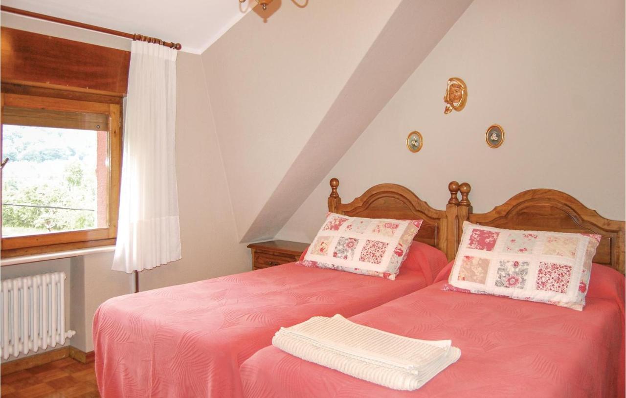 Gorgeous Home In Pilona With Kitchen La Pinera Dış mekan fotoğraf